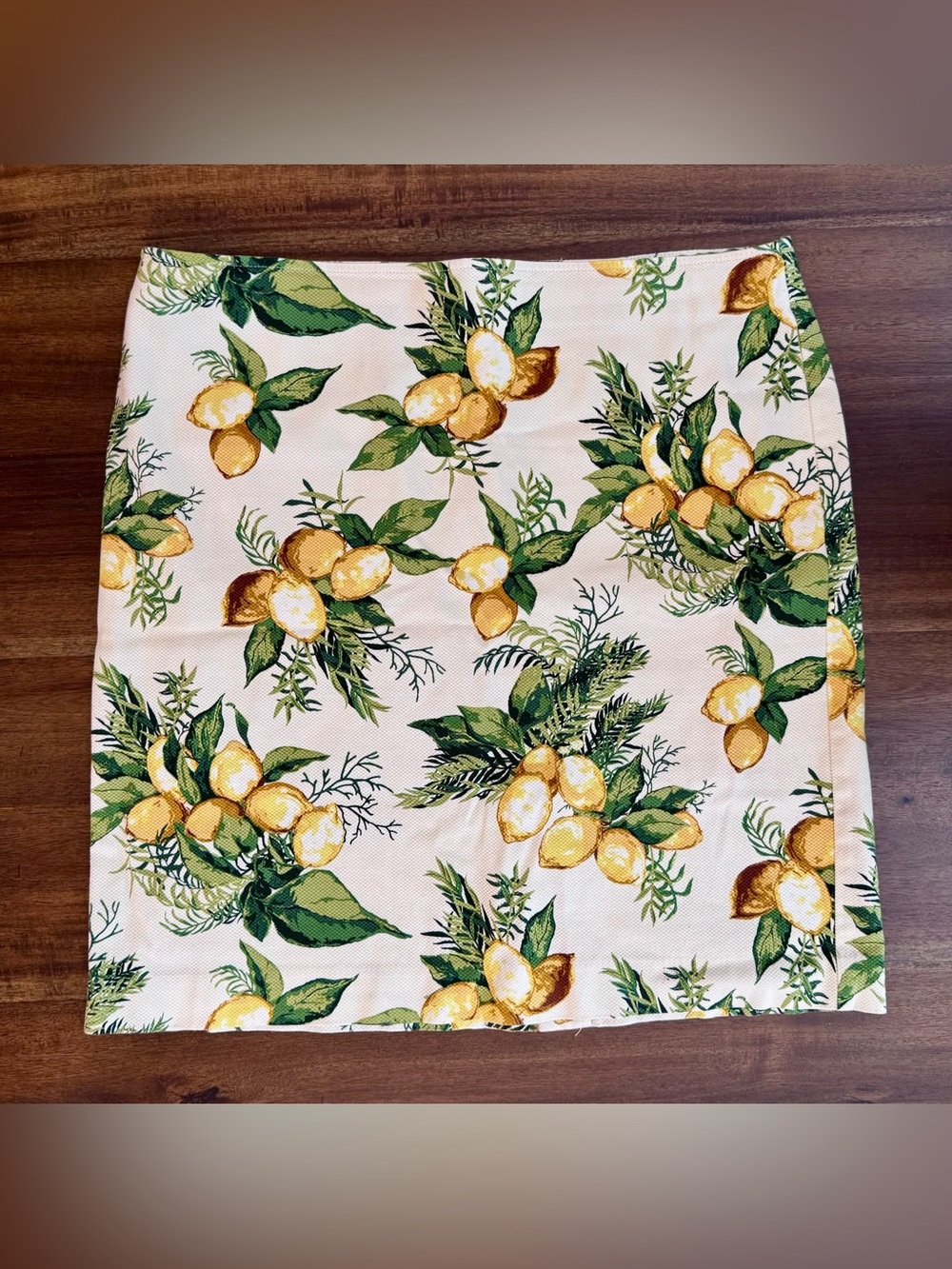 Talbots White Skirt with Yellow & Green Lemon Print